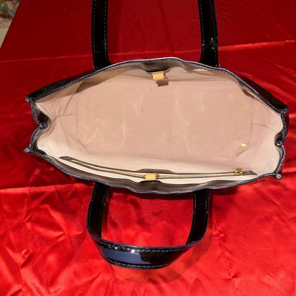 WOW POSHMARK - Louis Vuitton Beautiful Black Vernis Wilshire Shoulder Bag - Picture 10 of 16